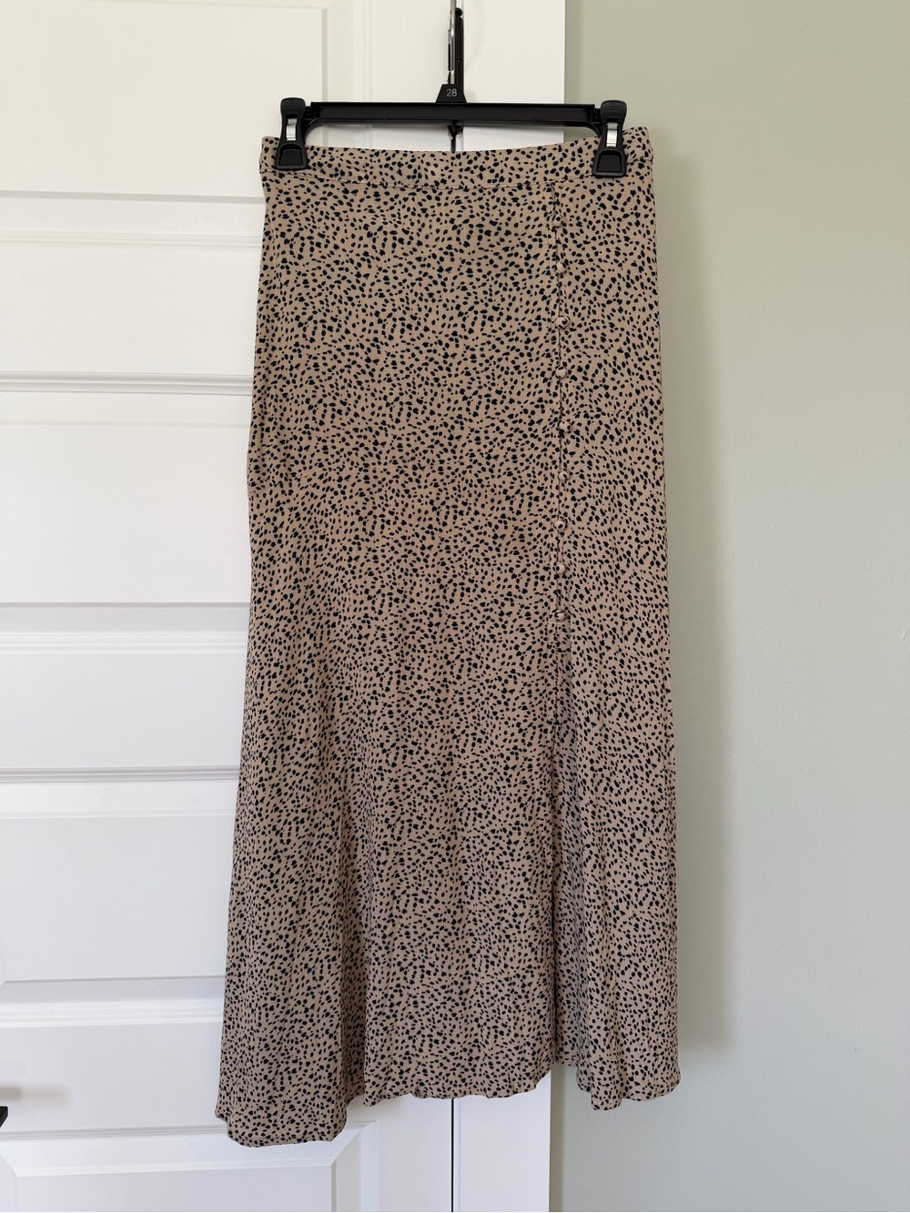 American Eagle Beige Black Dotted Midi Skirt